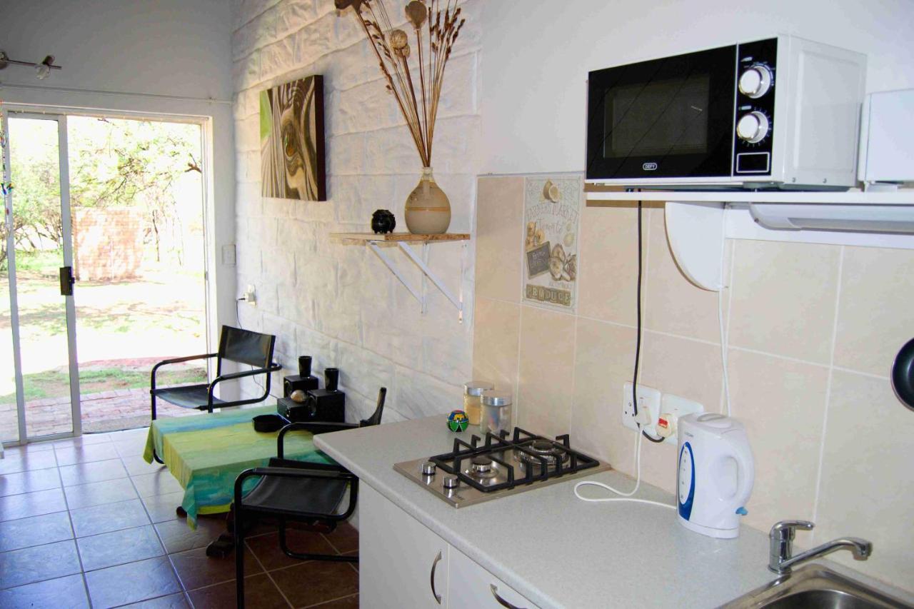 Suzie'S Loft - Nude - Suneden Family Naturist Resort Pretoria-Noord Buitenkant foto