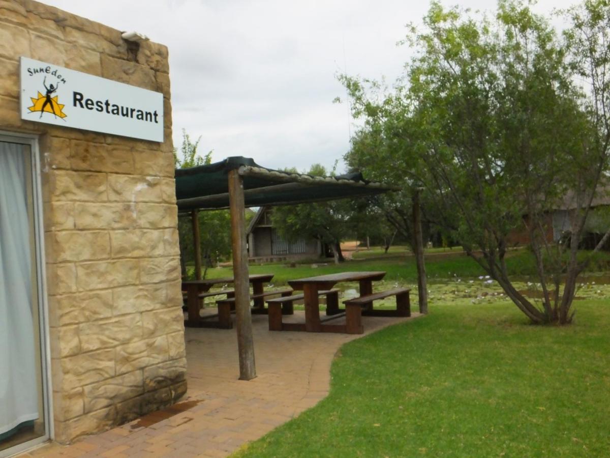 Suzie'S Loft - Nude - Suneden Family Naturist Resort Pretoria-Noord Buitenkant foto